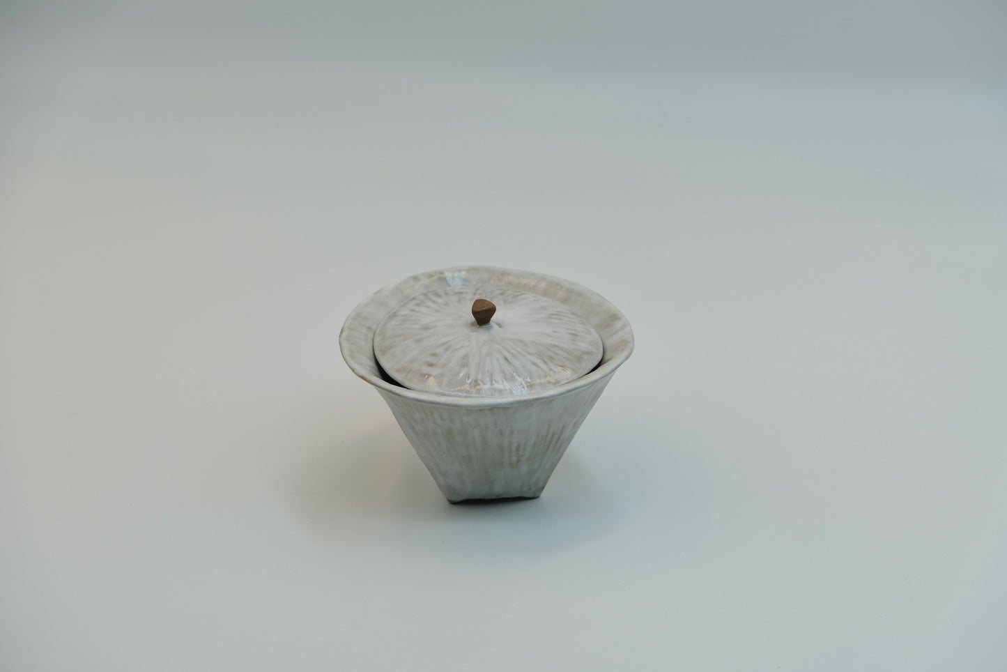 Tea Cup with lid